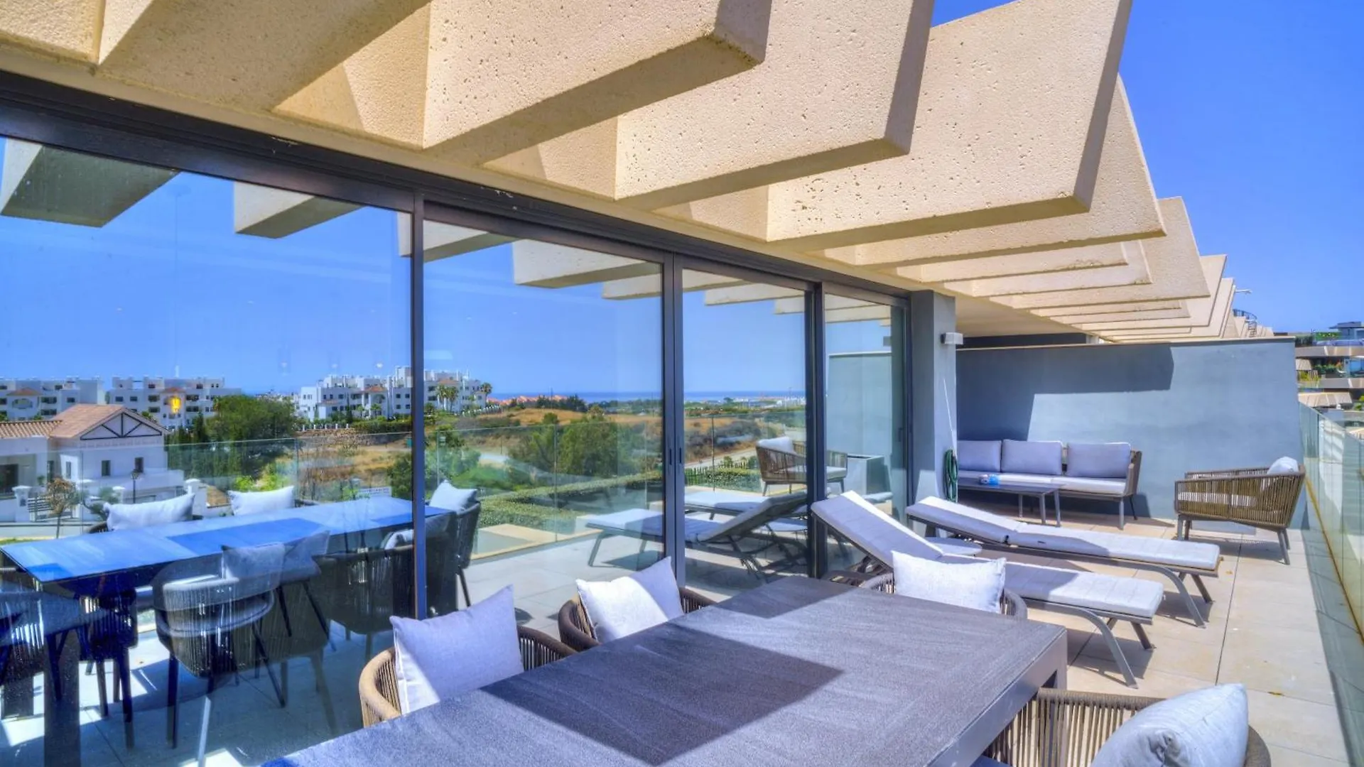 Oasis 325 Apartment Estepona