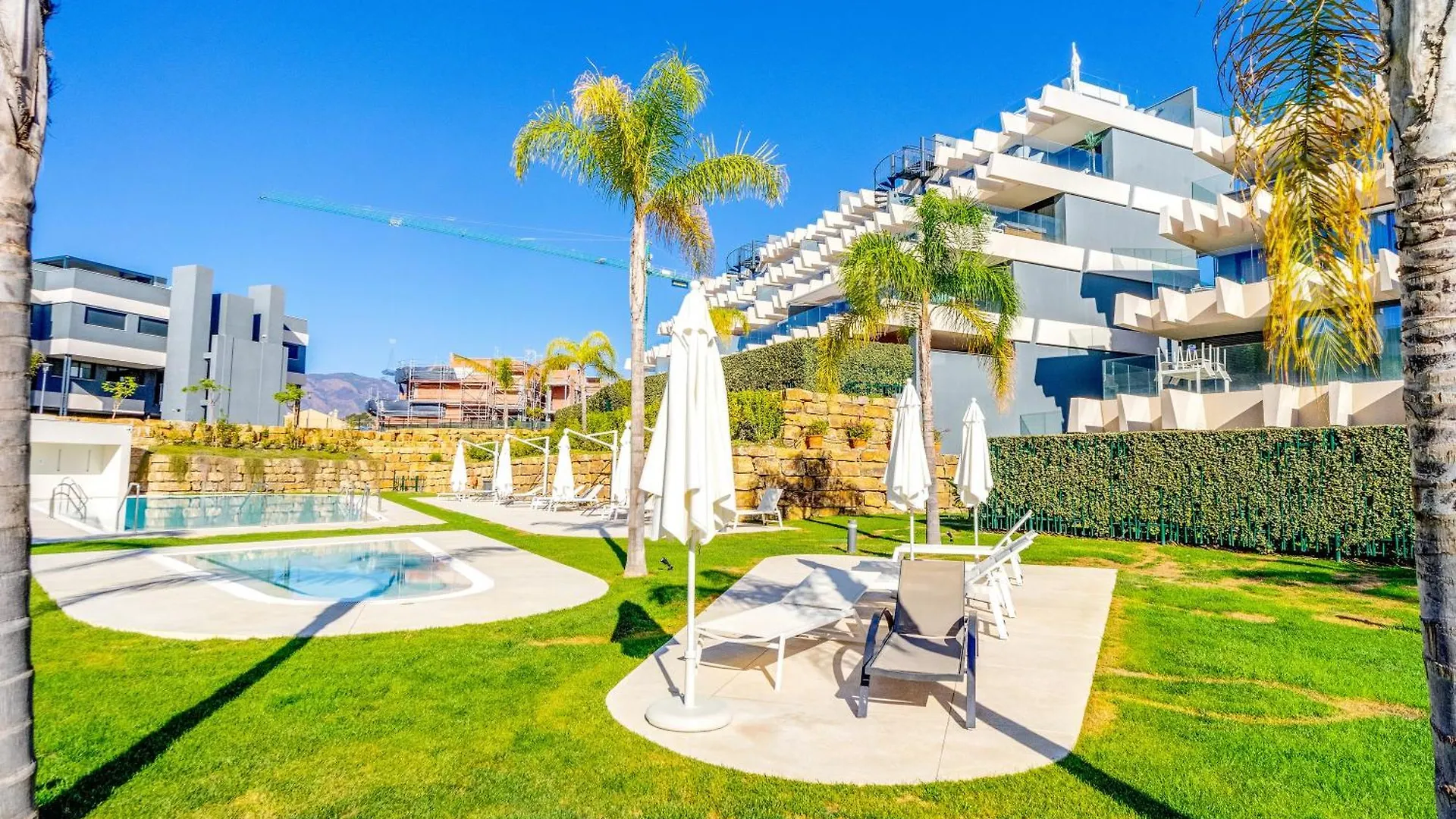 Oasis 325 Apartment Estepona Spain