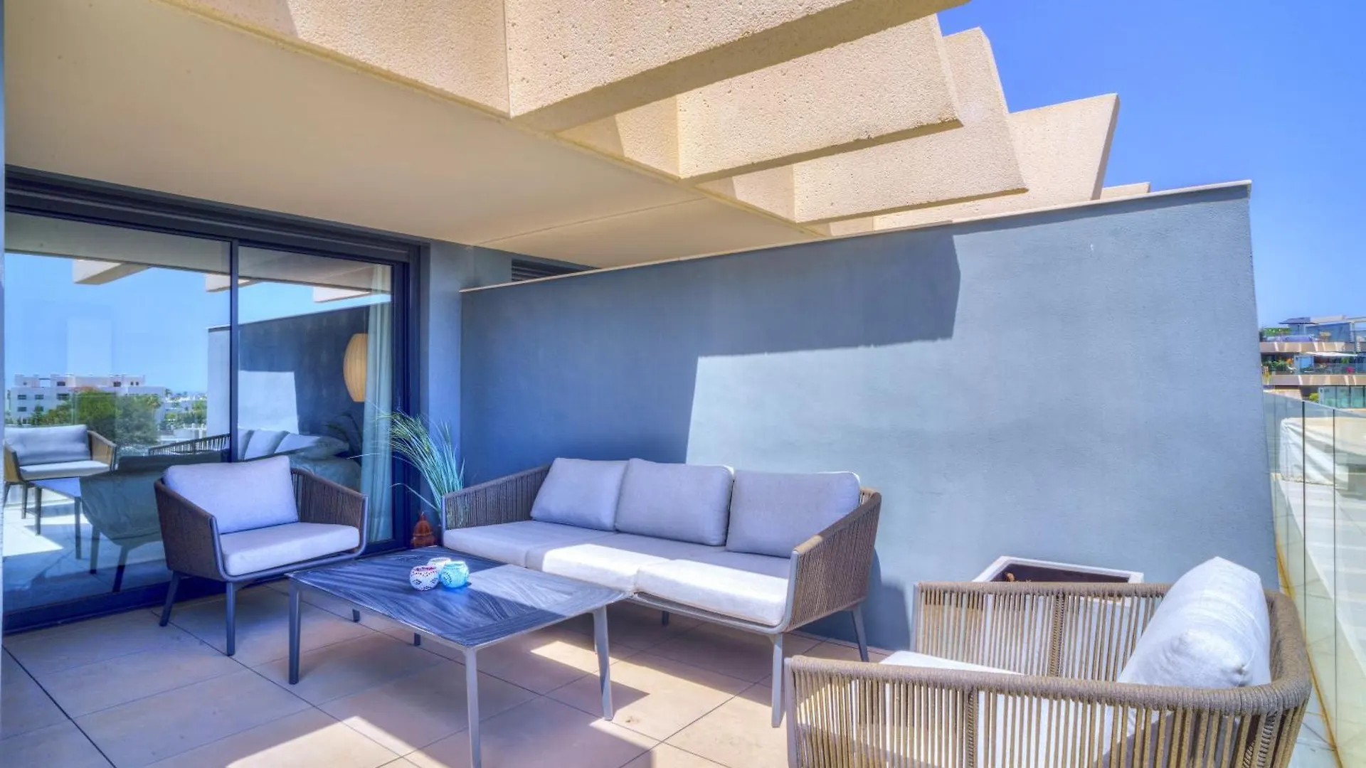 Oasis 325 Apartment Estepona